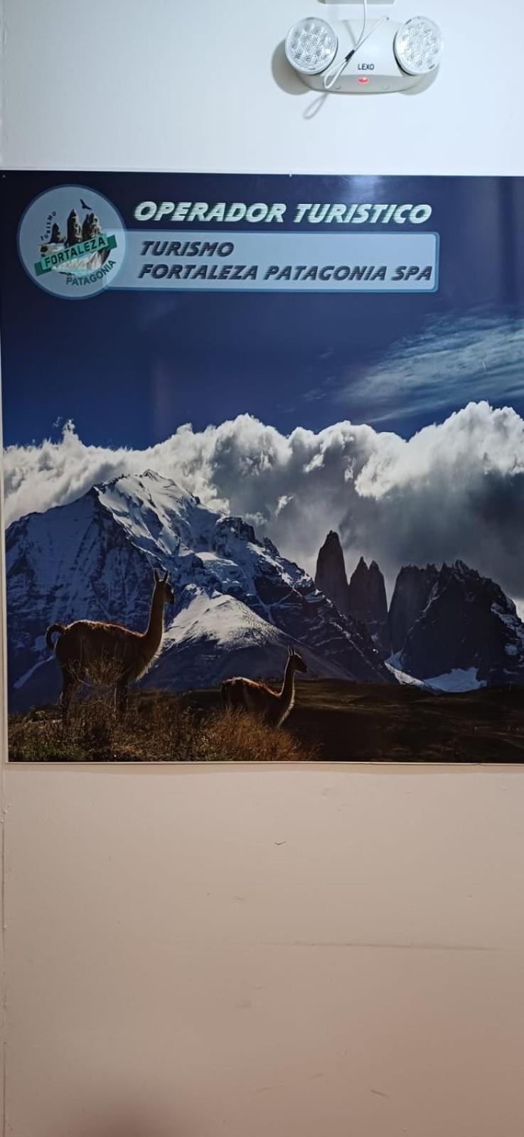 Turismo Fortaleza Patagonia Puerto Natales Eksteriør bilde